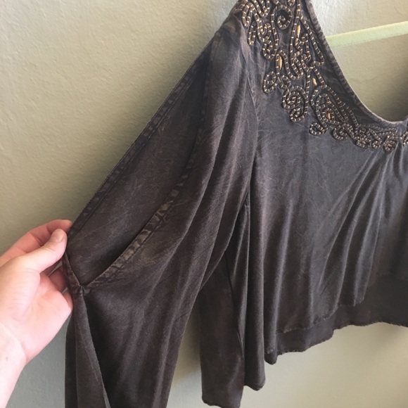 New Cropped Shirt from Urban Outfitters - Picture 3 of 4